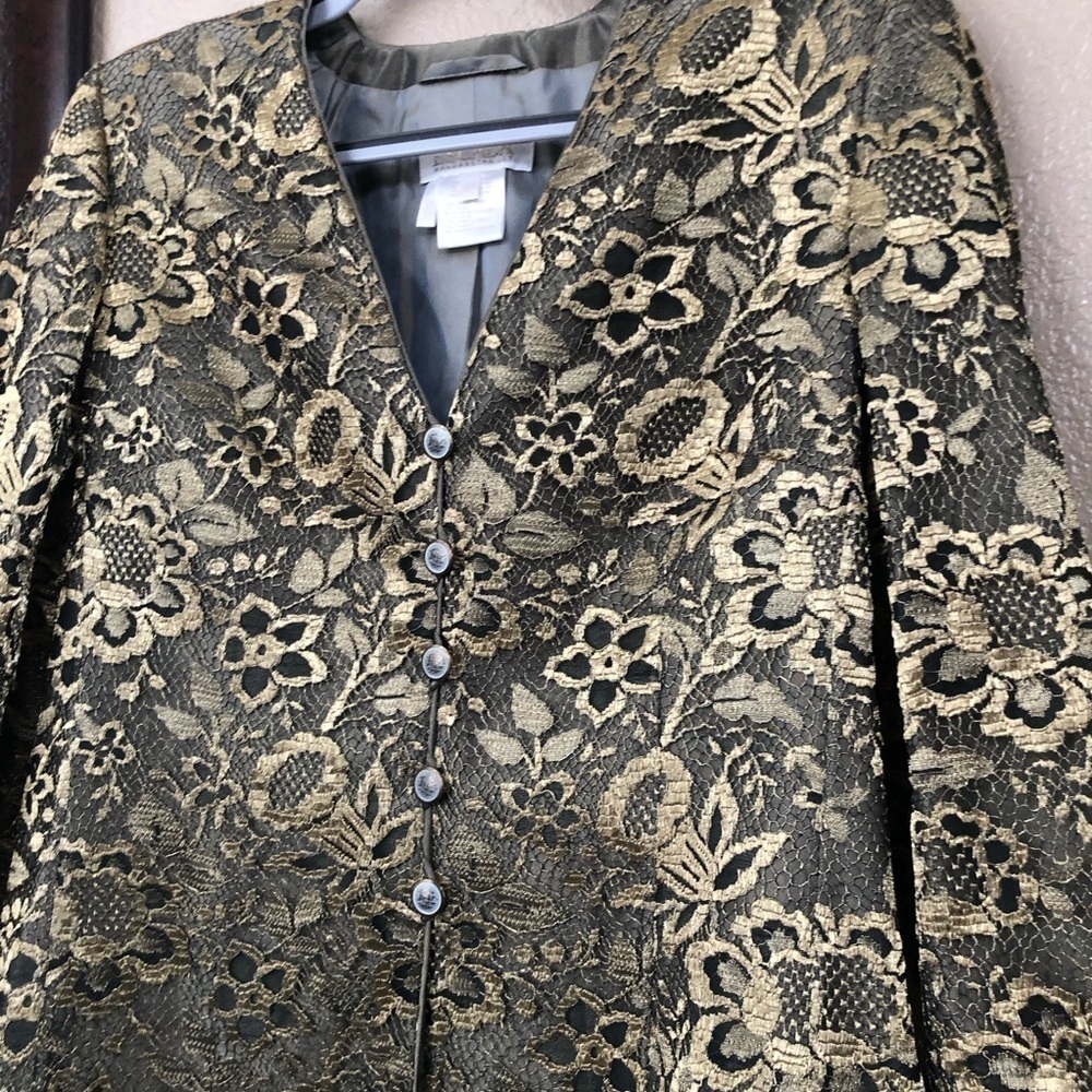 Escada Metallic Lace detail Coat Size 40 - Picture 4 of 8